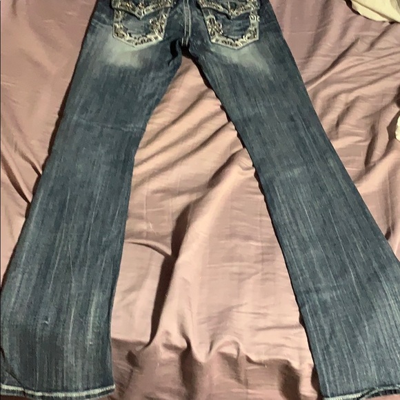 Jeans - Picture 2 of 4